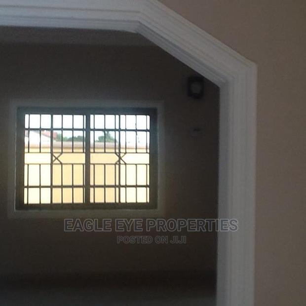 3bdrm House in Oyarifa for Sale · Photo 8