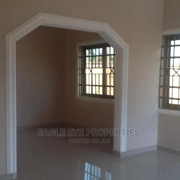 3bdrm House in Oyarifa for Sale · Photo 7