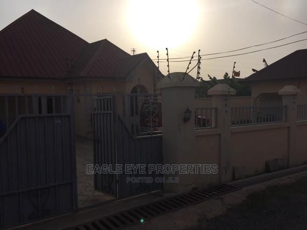 3bdrm House in Oyarifa for Sale · Photo 6