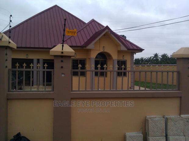3bdrm House in Oyarifa for Sale · Photo 4