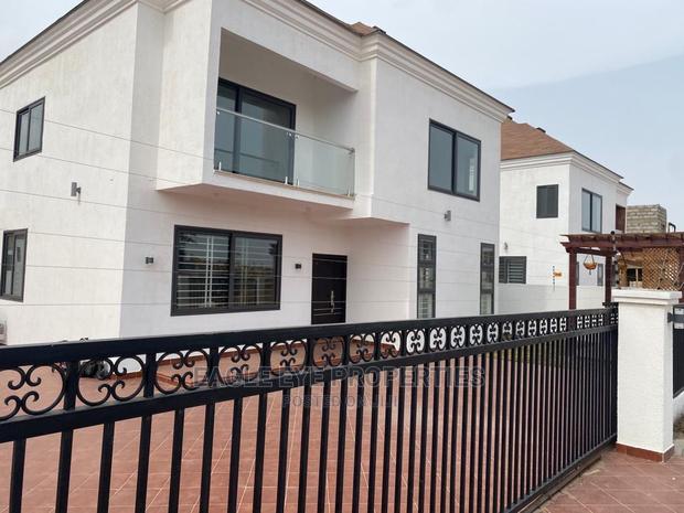 3bdrm House in Adenta for sale · Photo 8