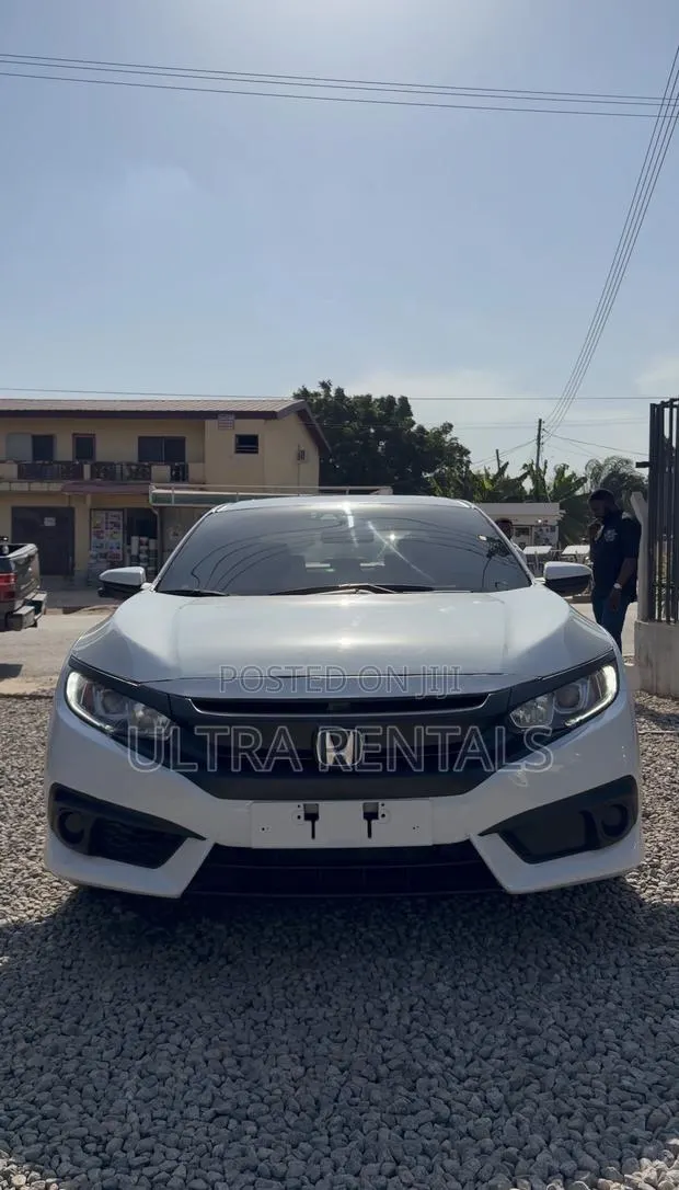 Honda Civic EX Sedan 2019 White · Photo 1