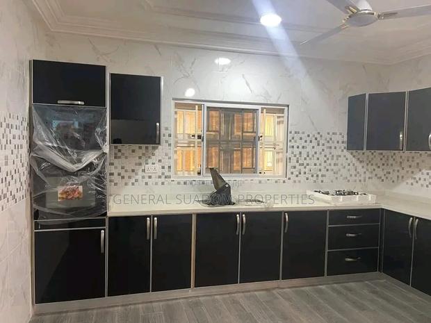 3bdrm Duplex in Suadom Properties, Accra Metropolitan for Rent · Photo 6