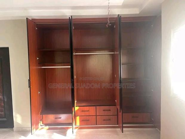 3bdrm Duplex in Suadom Properties, Accra Metropolitan for Rent · Photo 3