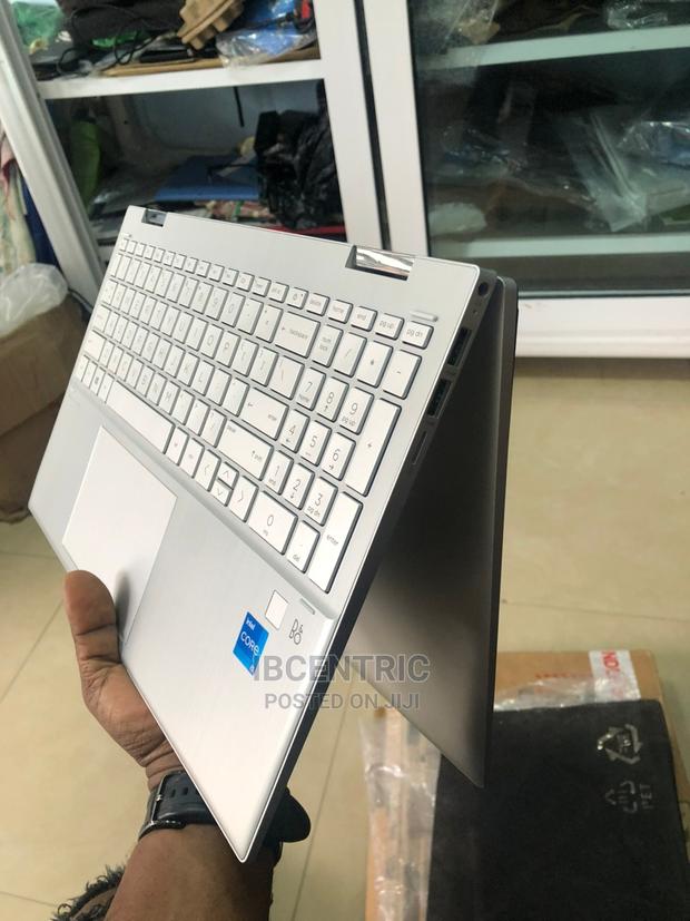 New Laptop HP Pavilion X360 15t 8GB Intel Core I5 SSD 512GB · Photo 1