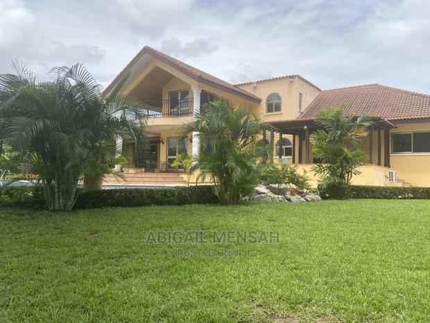 A Luxurious Mansion In Trasacco Valley Estate Phase 1 · Photo 6