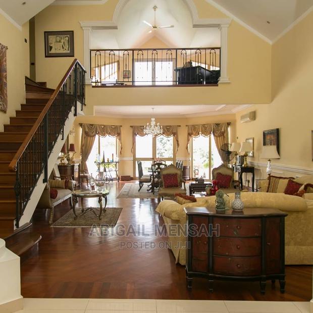 A Luxurious Mansion In Trasacco Valley Estate Phase 1