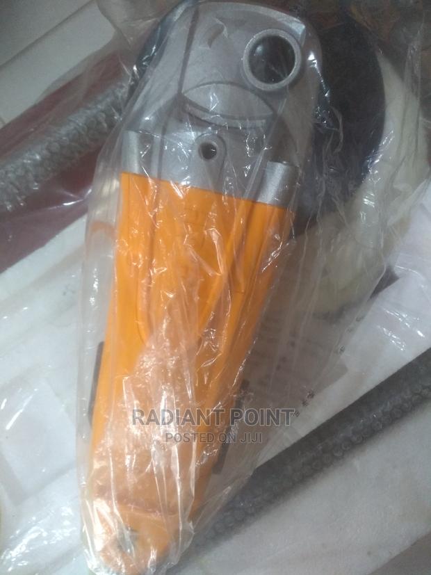 Ingco Angle Polisher · Photo 4