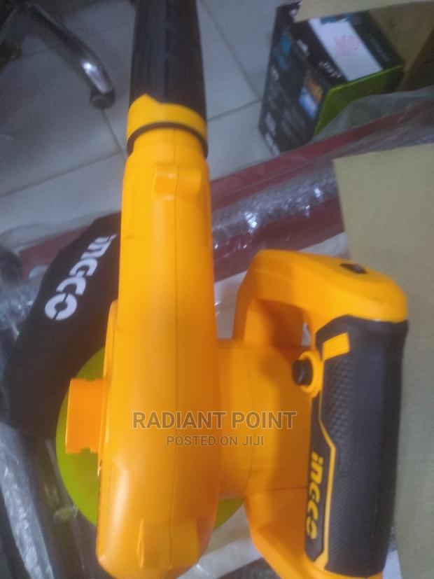 Ingco Air Blower · Photo 2