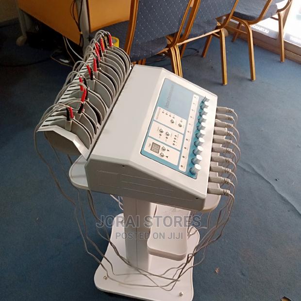 Physio Therapy Machine With Trolley · Photo 3