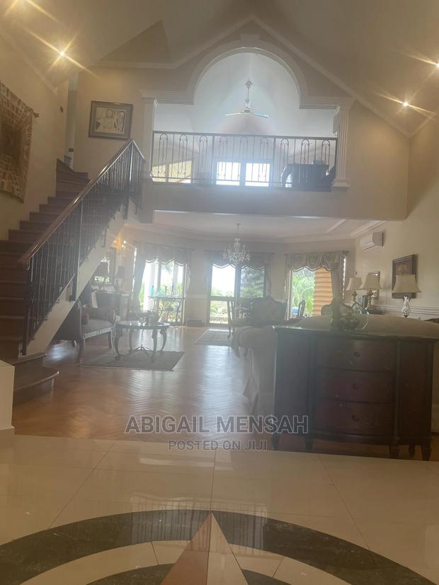 A Luxurious Mansion In Trasacco Valley Estate Phase 1 · Photo 3