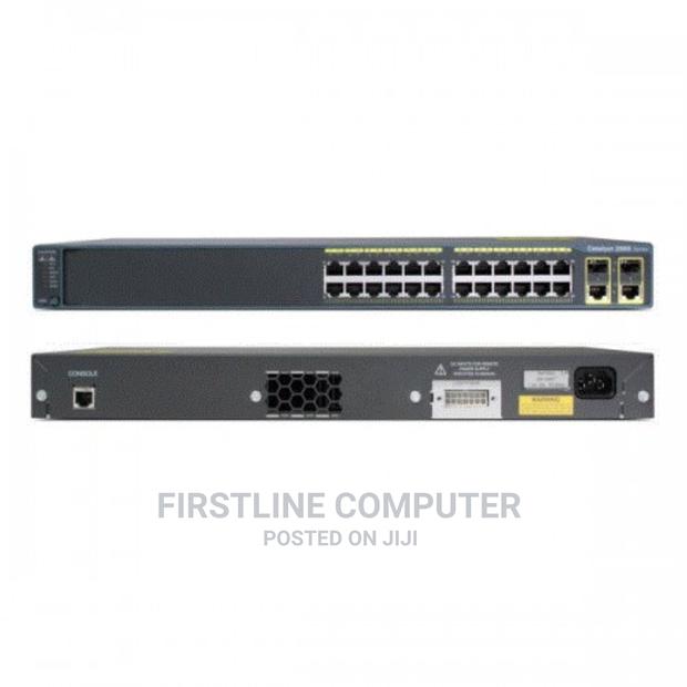 Cisco WS-C2960-24PC-L · Photo 2