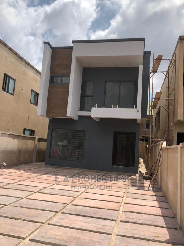 4bdrm House in E a Properties, Ghana Flag for Sale · Photo 4