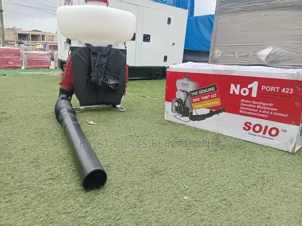 SOLO 423 Backpack Sprayer Machine for Pest Management · Photo 1
