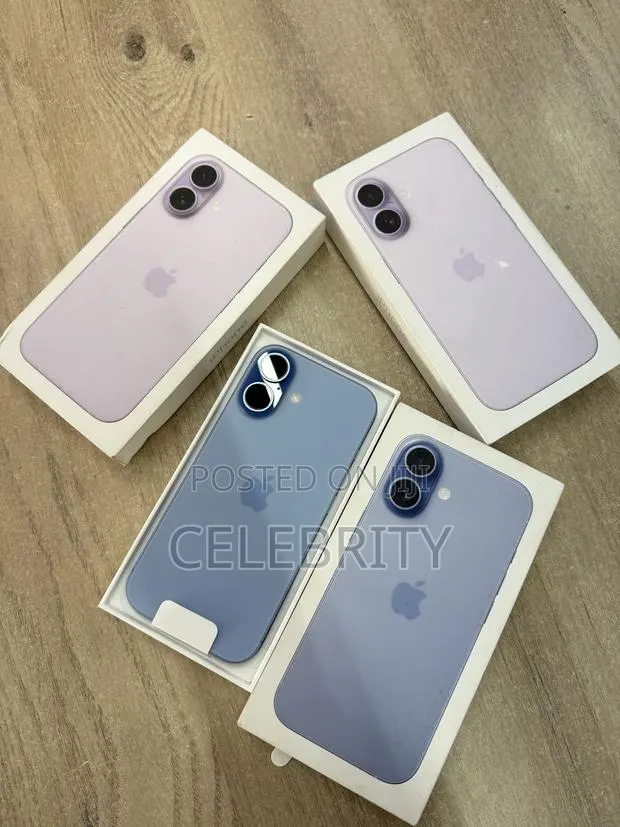 New Apple iPhone 17 256 GB Blue · Photo 1