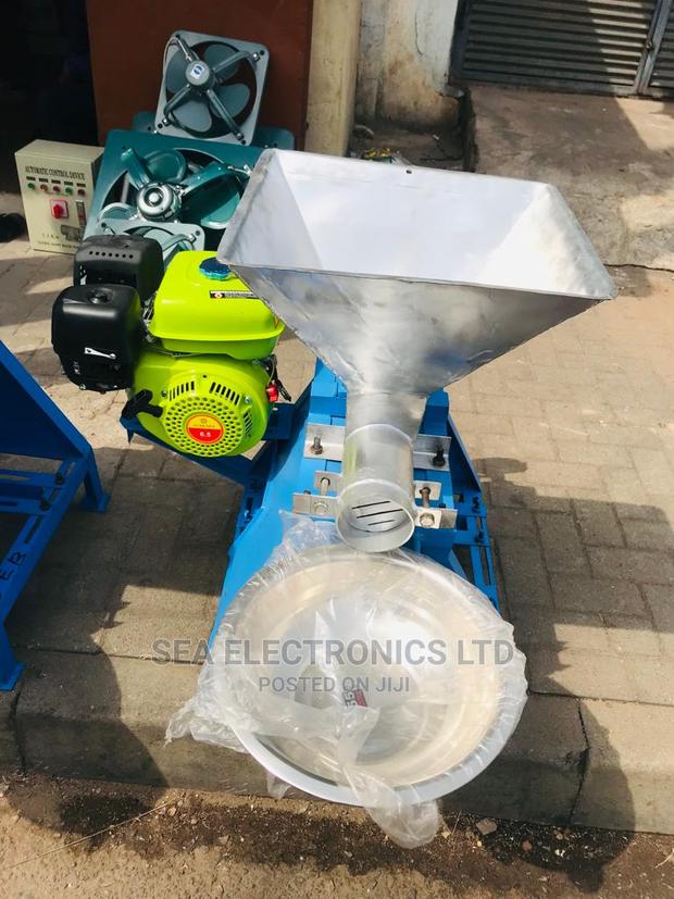 Powerful Fufu Pounding Machines · Photo 1