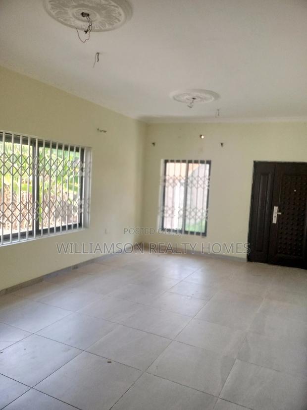 2bdrm Apartment in Community 18 Area, Spintex for rent · Photo 3