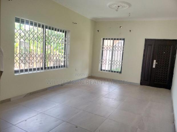 2bdrm Apartment in Community 18 Area, Spintex for rent · Photo 7