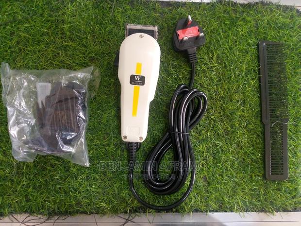 Corded Hair Clippers · Photo 2