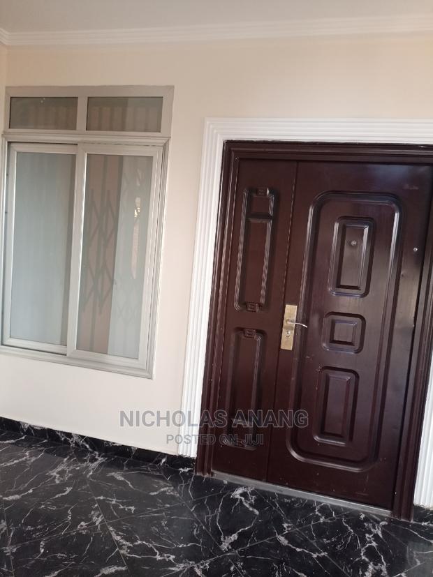 2bdrm Apartment in the Dorns Properties, New Town for Rent · Photo 1