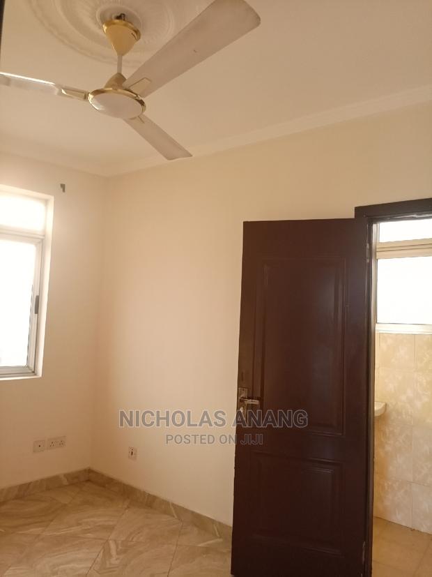 2bdrm Apartment in the Dorns Properties, New Town for Rent · Photo 2