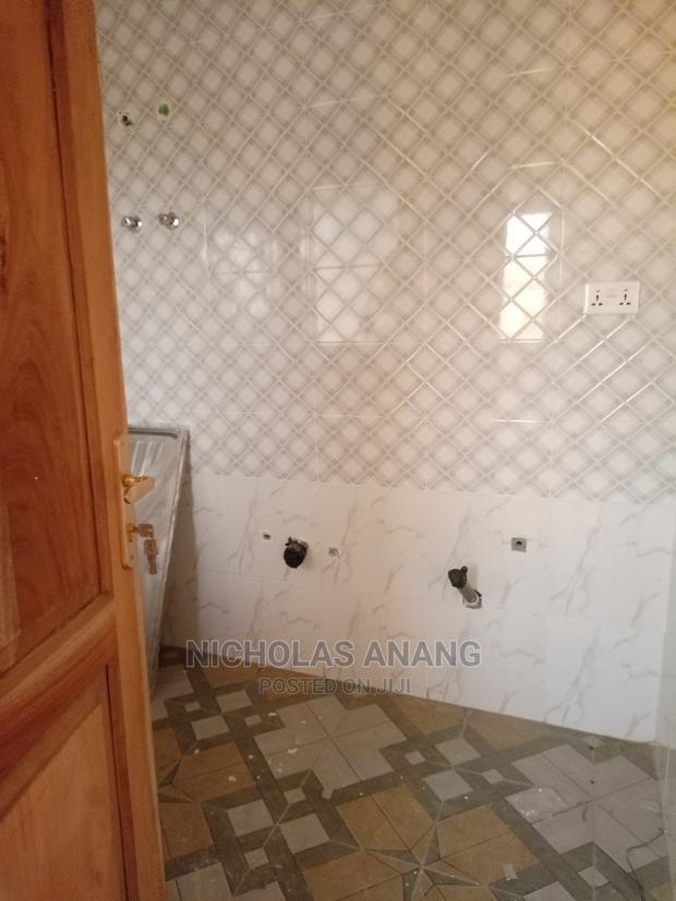 1bdrm Apartment in Dorns Properties, New Town for Rent · Photo 3