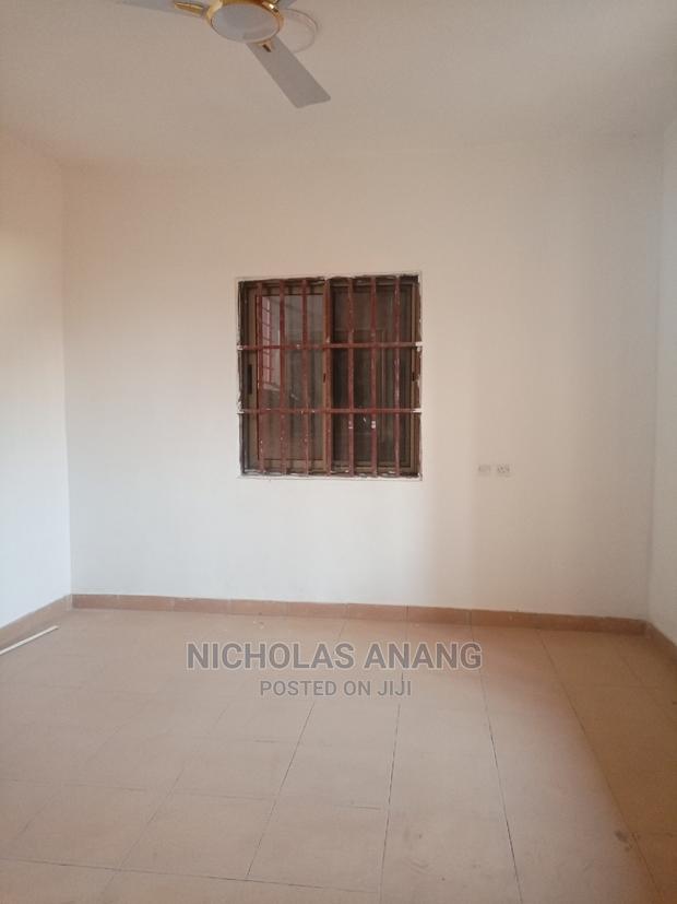 3bdrm Apartment in Dorns Properties, New Town for rent · Photo 6