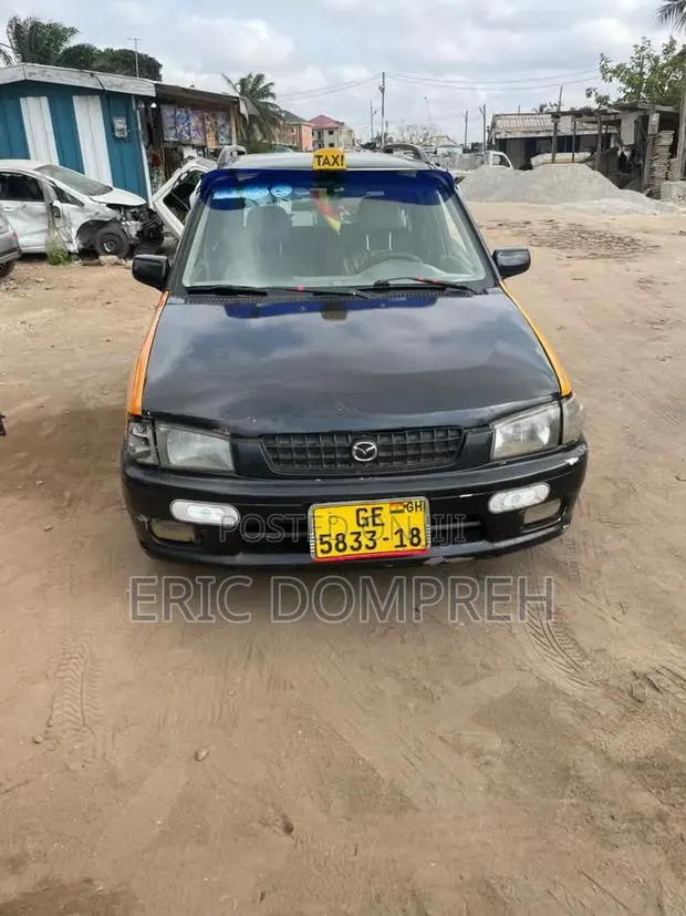 Mazda Demio 2003 Black · Photo 1