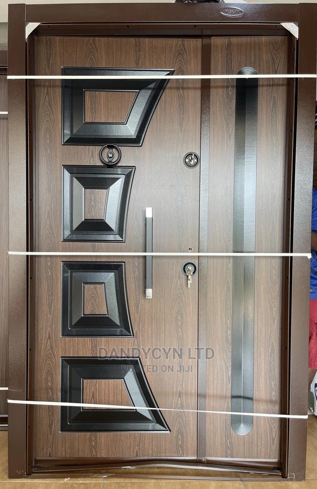 Heavy Duty Turkey Security Door · Photo 1