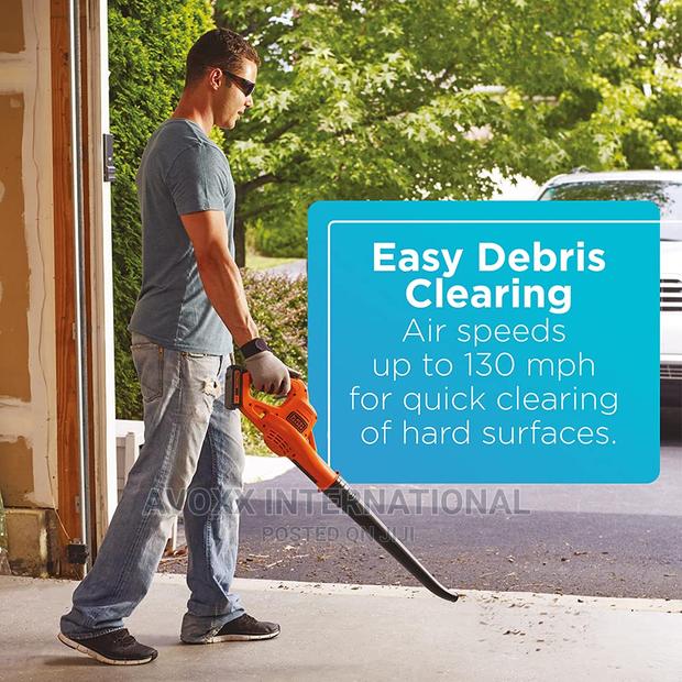 BLACK+DECKER 20V MAX* Cordless Sweeper (LSW221), Pack Of 1 · Photo 4