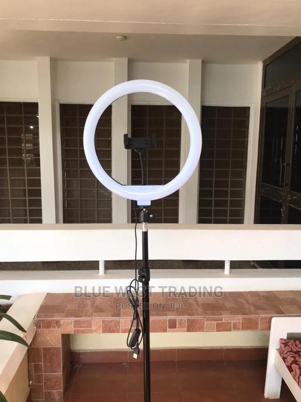 12 Inches Ringlight · Photo 2