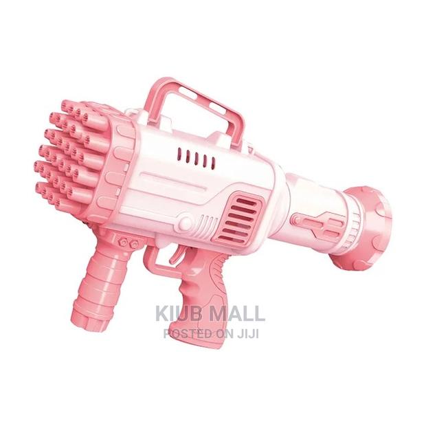 32 Holes Electric Magic Bubble Machine · Photo 6