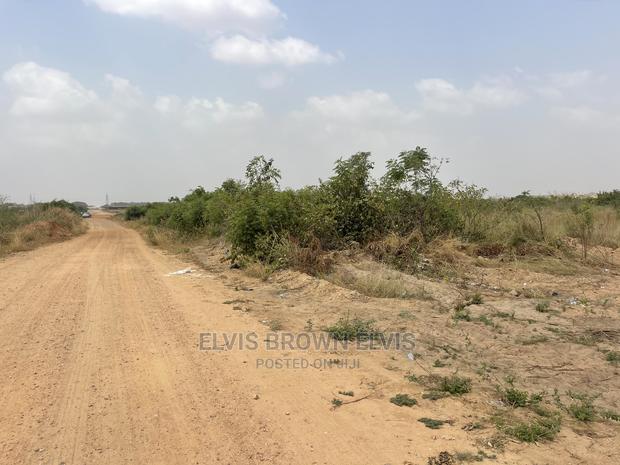 Buy a Genuine Plot of Land for Sale at West Trasacco · Photo 2