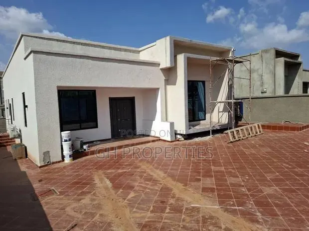 4bdrm House in Sokoban Kwanwoma., Kumasi Metropolitan for sale · Photo 1
