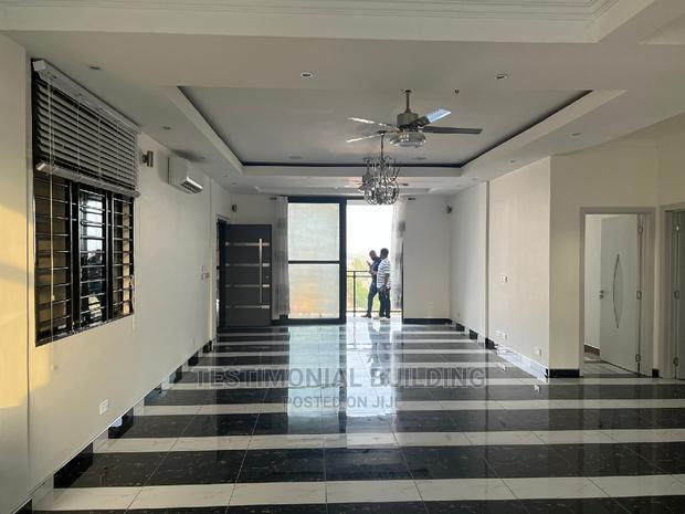 2bdrm Apartment in Testimonial Building, Tseaddo for Rent · Photo 8