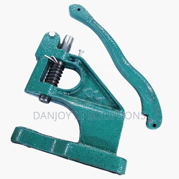 Eyelet Grommet Punch · Photo 3