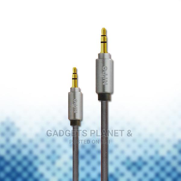 Nippo Np-22 Aux Metal Cable - 1.5m · Photo 1