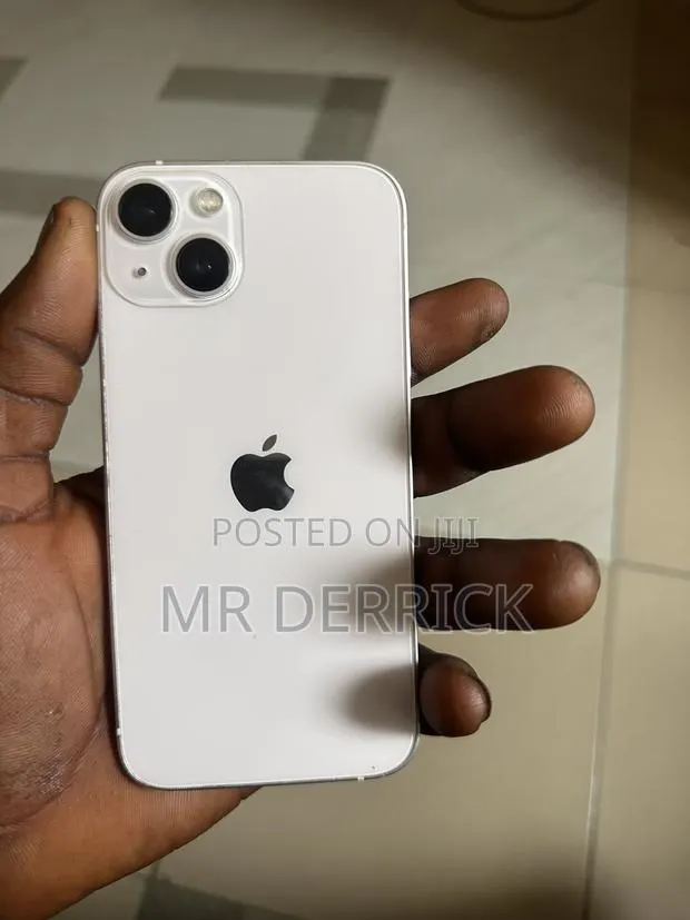 Apple iPhone 13 128 GB Pink · Photo 1