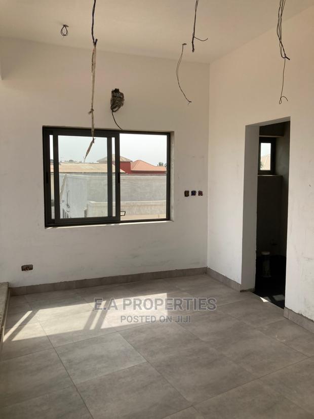 3bdrm House in E a Properties, Coca Cola for Sale · Photo 5