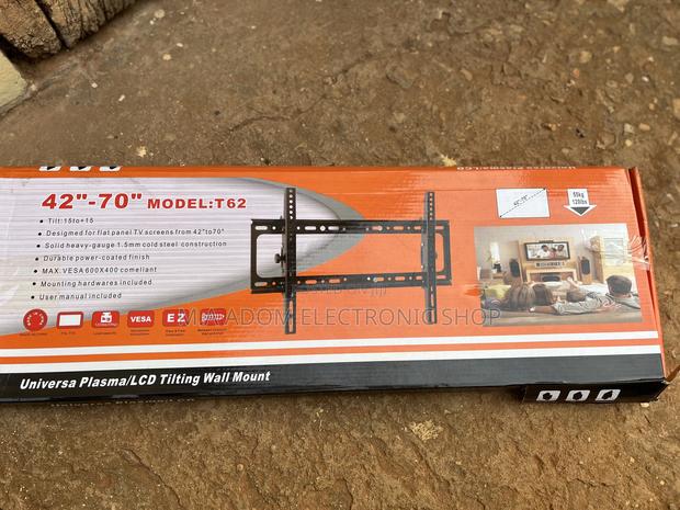 Tv Mount for 32”-70” · Photo 1