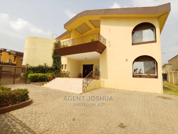 3bdrm House in Regimanuel Estate for rent · Photo 3
