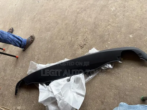 Honda HRV 2023,2024,2025, Back Bumper Diffuser · Photo 1