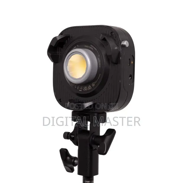 Amaran Halo 100x Bi-Color Led Monolight · Photo 1