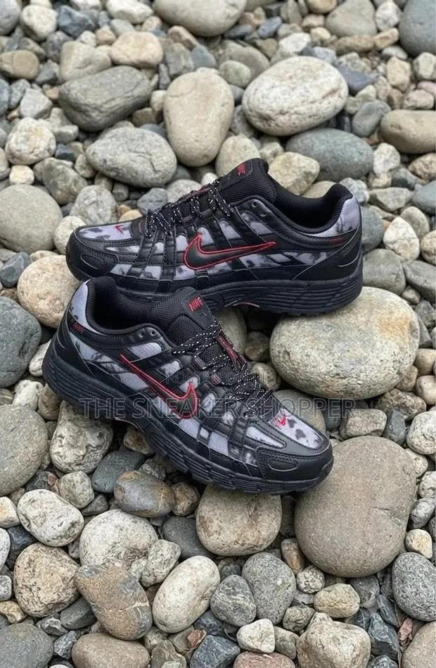 Nike P-6000 "Black / University Red - Washed / Tie-Dye · Photo 1