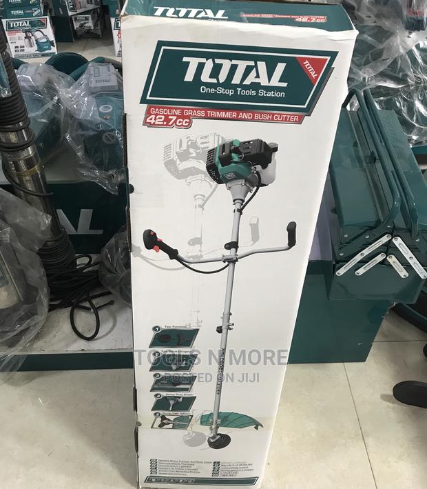 Total Gasoline Grass Trimmer And Brush Cutter · Photo 1