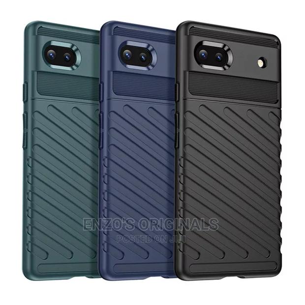 Google Pixel 6A Sleek Protection Case Black · Photo 4
