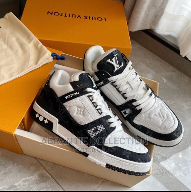Louis Vuitton Sneaker · Photo 1