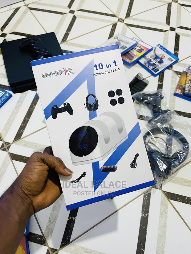 10 in 1 Playstation 5 Accessories Pack · Photo 1