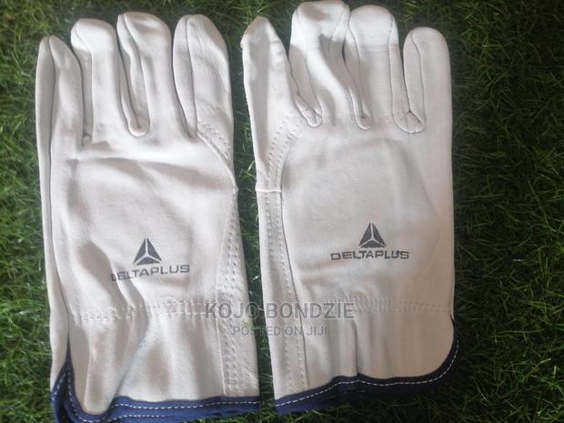 Leather Gloves (Delta Plus) · Photo 1