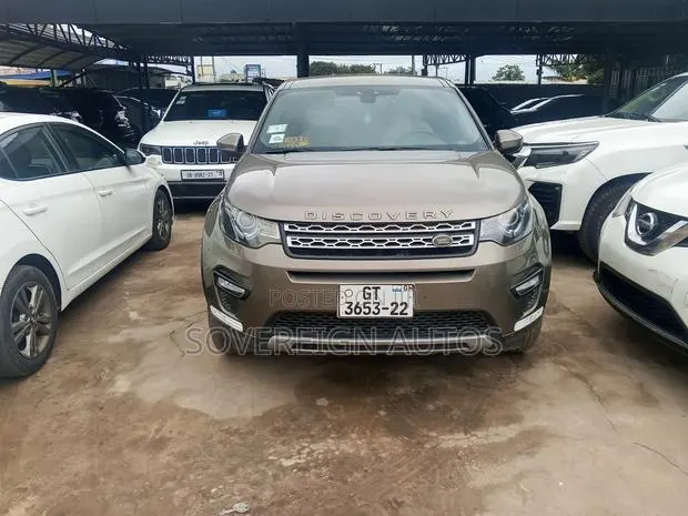 Land Rover Discovery Sport 2016 Brown · Photo 1